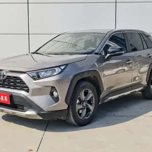 Toyota RAV4 2023 из Китая