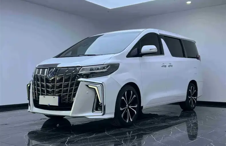 Toyota Alphard 2011 из Китая
