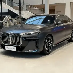 BMW 7 Series 2025 из Китая