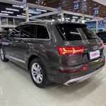 Audi Q7 2018 333 л.с. 333 л.с. из Китая
