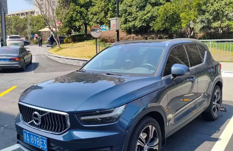 Volvo XC40 2019 из Китая