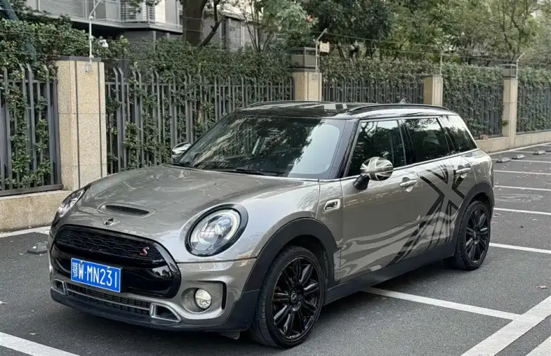MINI Mini Clubman 2016 из Китая