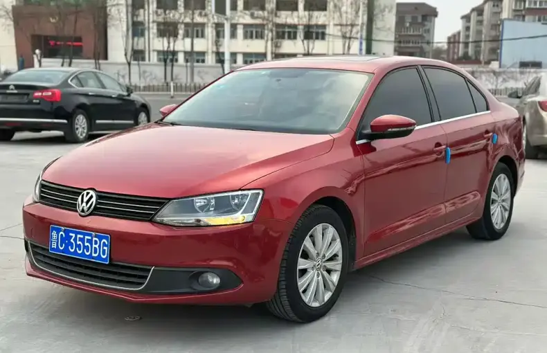 Volkswagen Sagitar 2015 из Китая