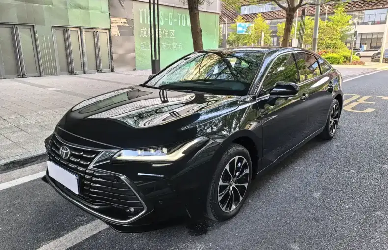 Toyota Avalon 2023 из Китая