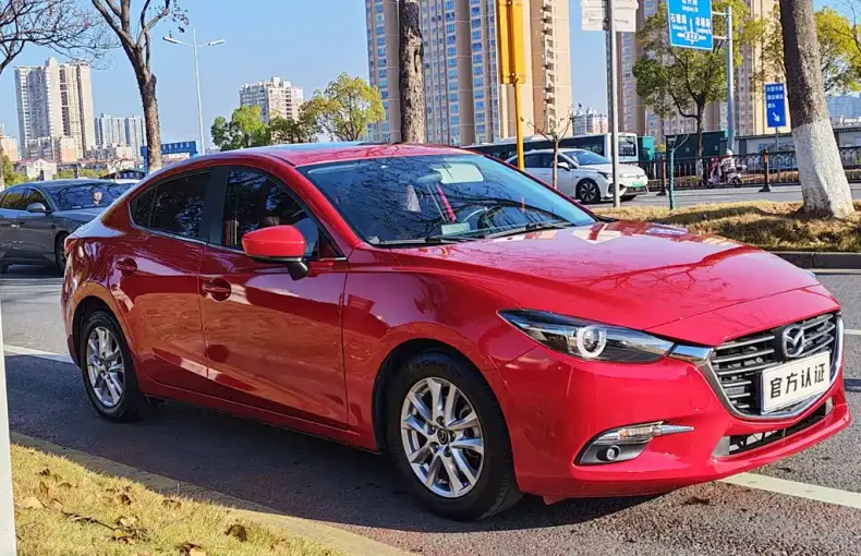 Mazda 3 Axela 2018 из Китая