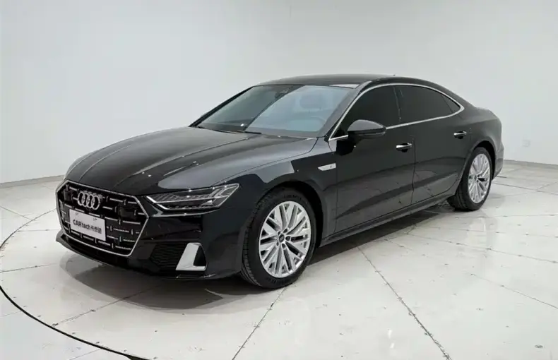 Audi A7L 2023 из Китая