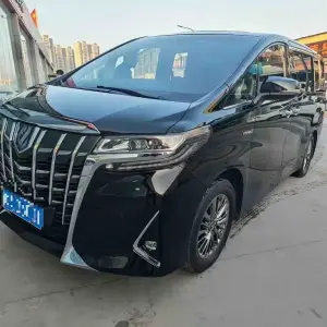 Toyota Alphard 2021 из Китая