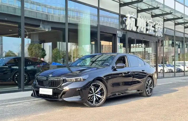 BMW 5 Series (Import) 2026 из Китая