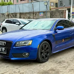 Audi A5 (Import) 2010 211 л.с. из Китая