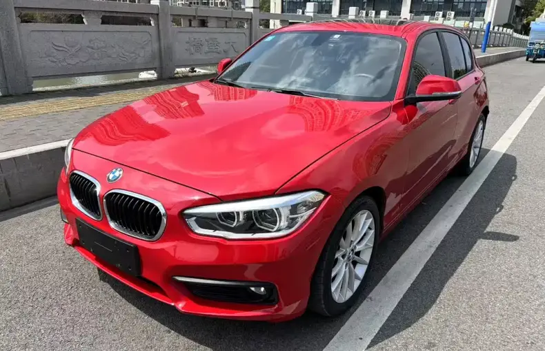 BMW 1 Series (Import) 2016 из Китая