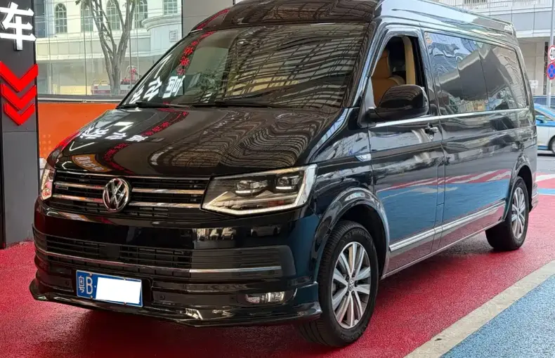 Volkswagen Multivan 2017 из Китая