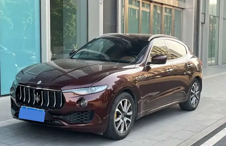 Maserati Levante 2017 из Китая