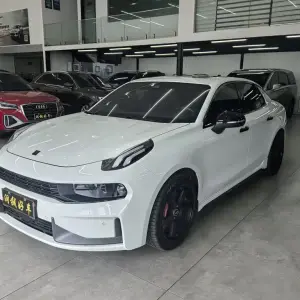 Lynk & Co 03 2021 из Китая