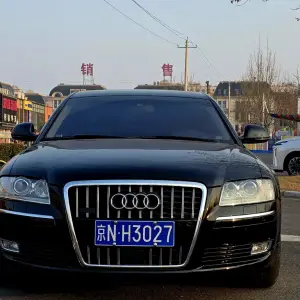 Audi A8 2010 из Китая