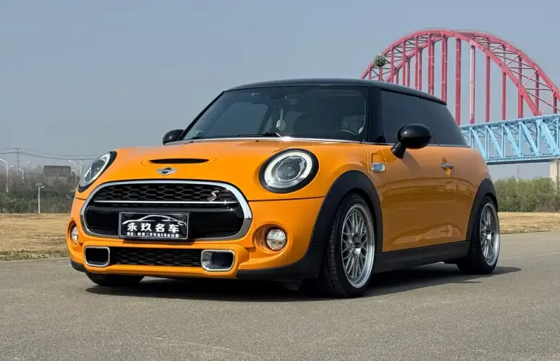 MINI Mini 2015 из Китая