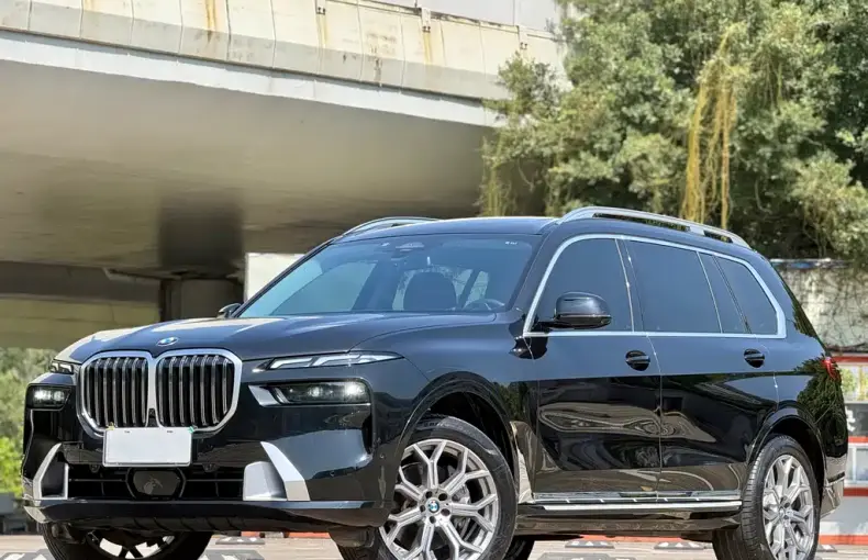 BMW X7 2023 из Китая