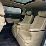Toyota Alphard 2022 из Китая