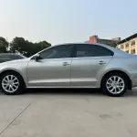 Volkswagen Sagitar 2012 из Китая