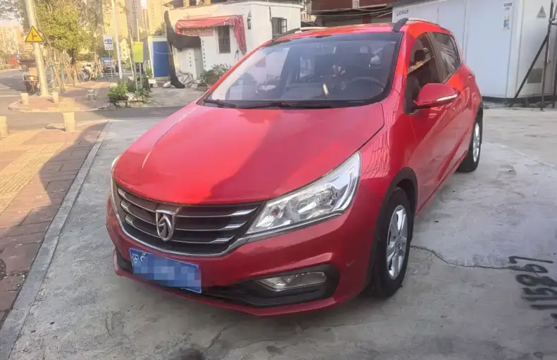 Baojun 310 2016 из Китая