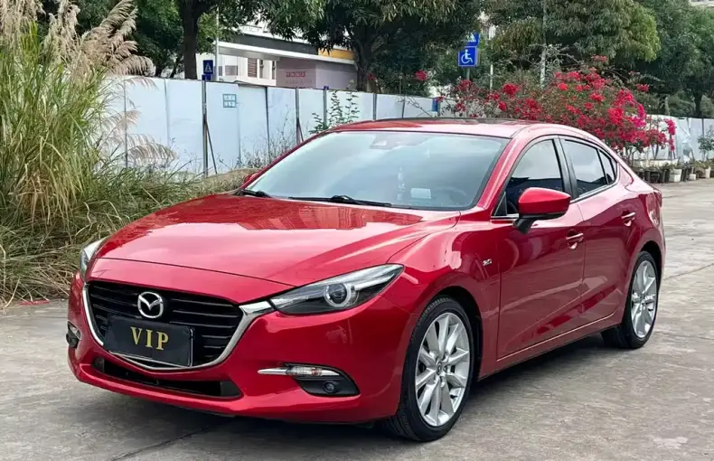 Mazda 3 Axela 2018 из Китая