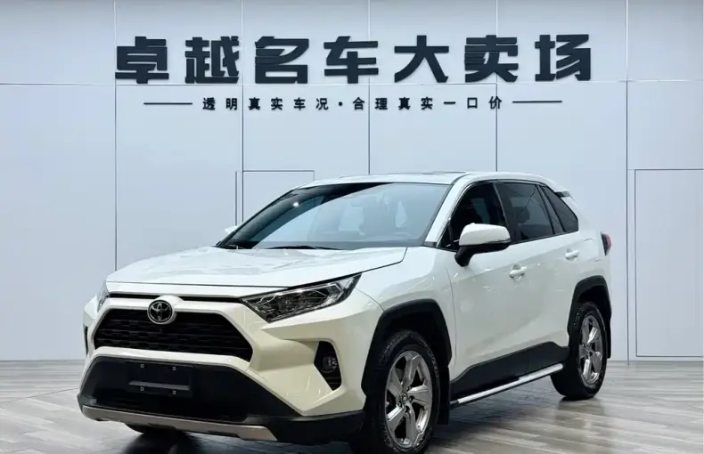 Toyota RAV4 2022 из Китая