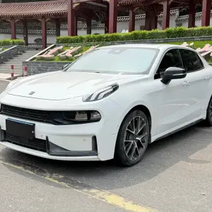 Lynk & Co 03 2019 из Китая