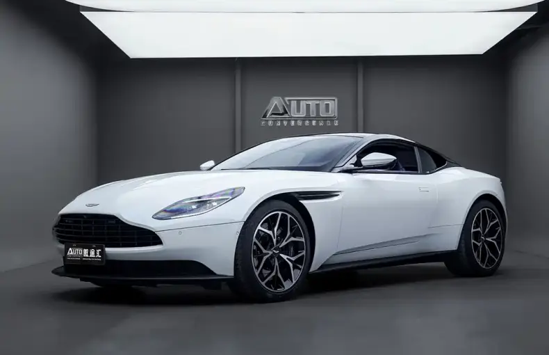 Aston Martin DB11 2019 из Китая