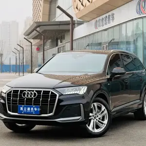 Audi Q7 2021 из Китая