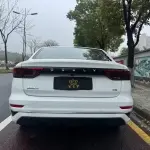 Geely Emgrand 2026 из Китая