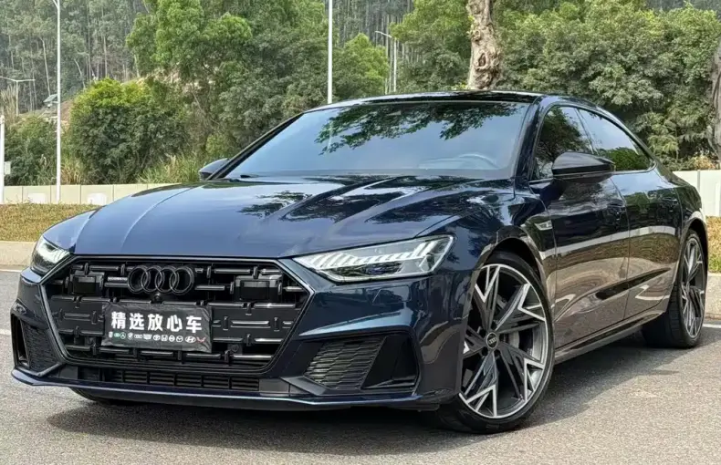 Audi A7L 2022 из Китая