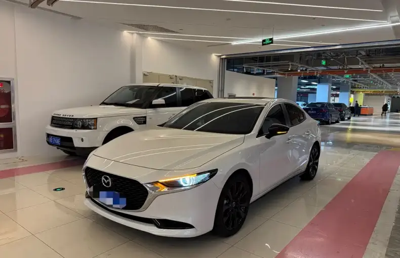 Mazda 3 Axela 2024 из Китая