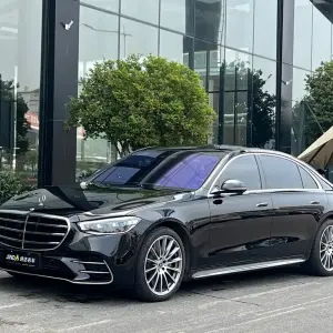 Mercedes-Benz S-Class 2024 из Китая