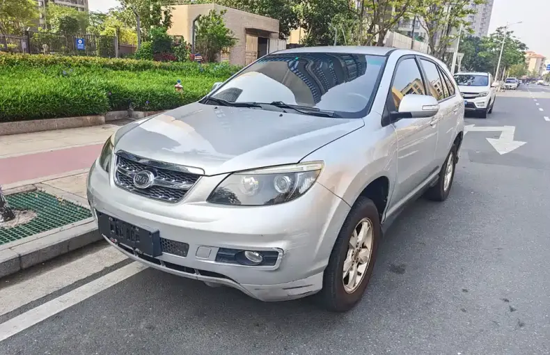 BYD S6 2015 из Китая