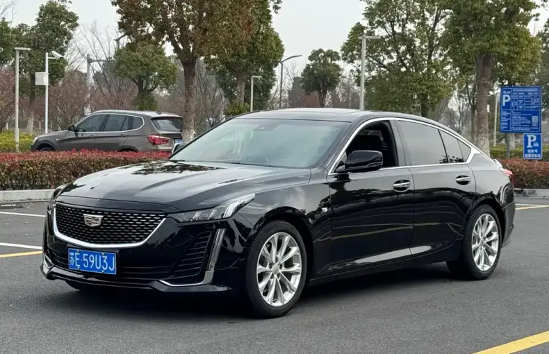 Cadillac CT5 2022 из Китая