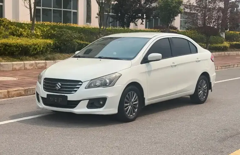 Suzuki Alivio 2016 из Китая