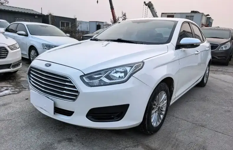 Ford Escort 2017 из Китая