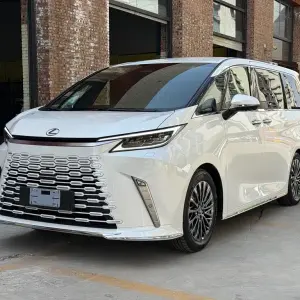 Lexus LM из Китая