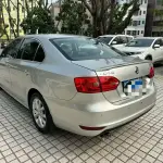 Volkswagen Sagitar 2012 из Китая