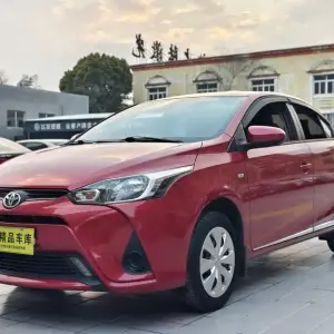 Toyota Yaris L 2021 из Китая