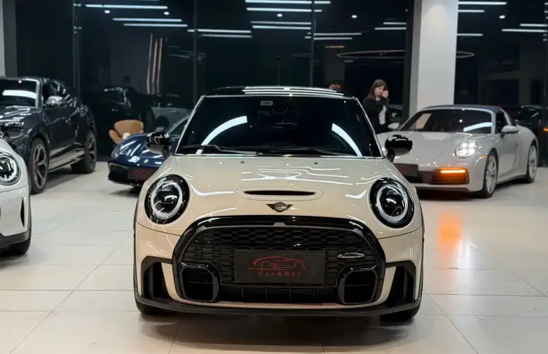 MINI Mini 2024 из Китая