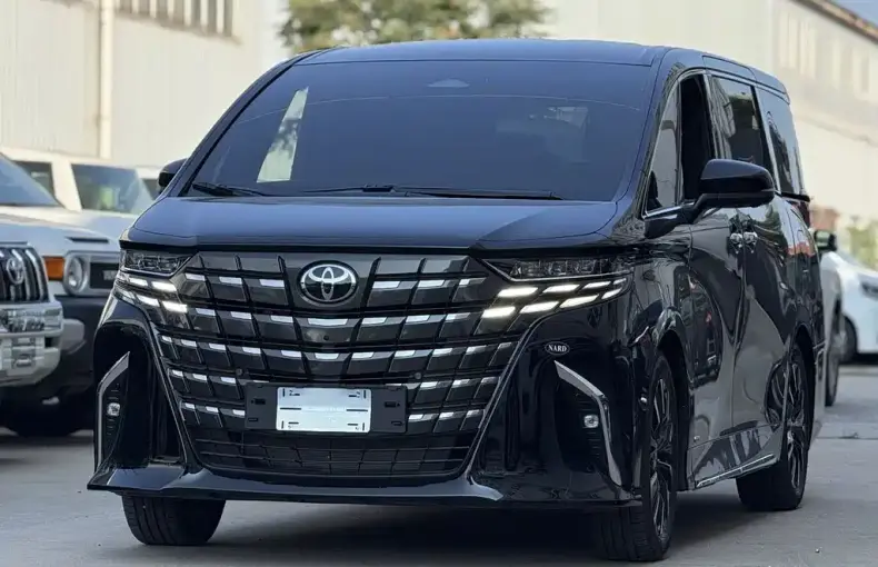 Toyota Alphard из Китая