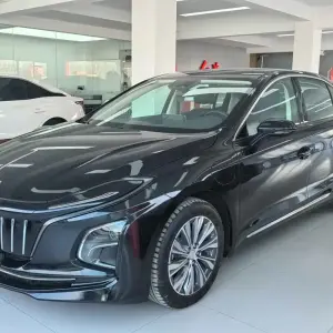 Hongqi Hongqi E-QM5 2022 из Китая
