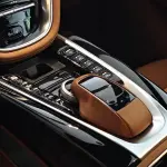 Aston Martin DBX из Китая