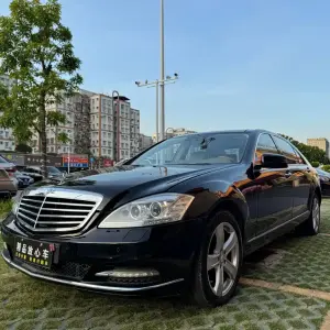 Mercedes-Benz S-Class 2011 из Китая