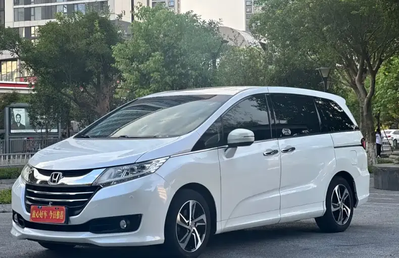 Honda Odyssey 2018 из Китая
