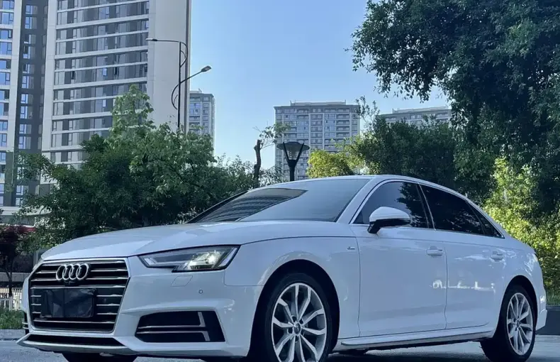 Audi A4L 2019 из Китая