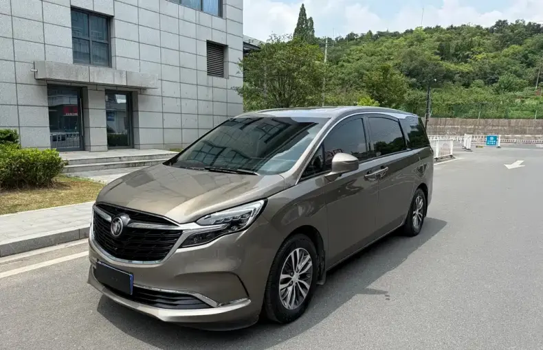 Buick GL8 2021 из Китая