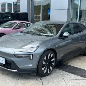Polestar Polestar 4 2024 из Китая