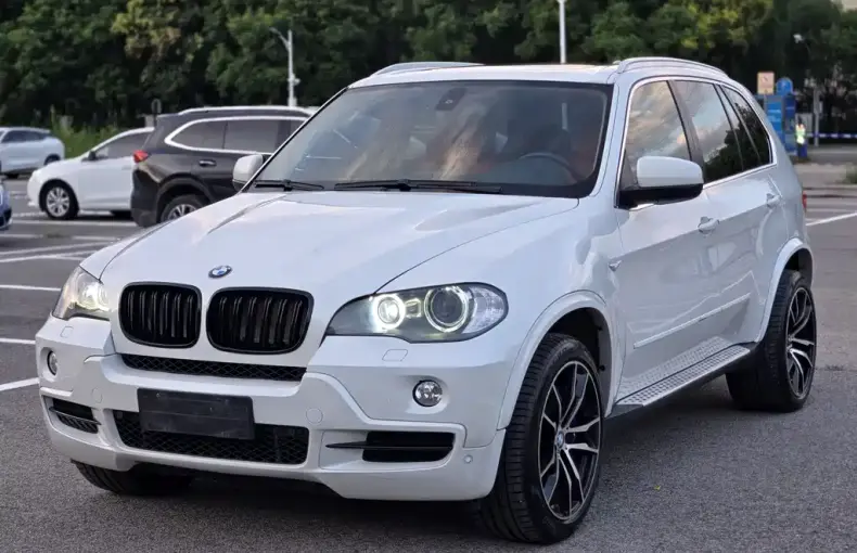 BMW X5 (Import) 2010 из Китая