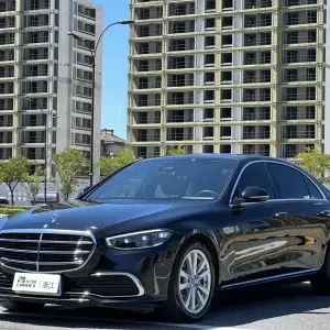 Mercedes-Benz S-Class 2023 из Китая